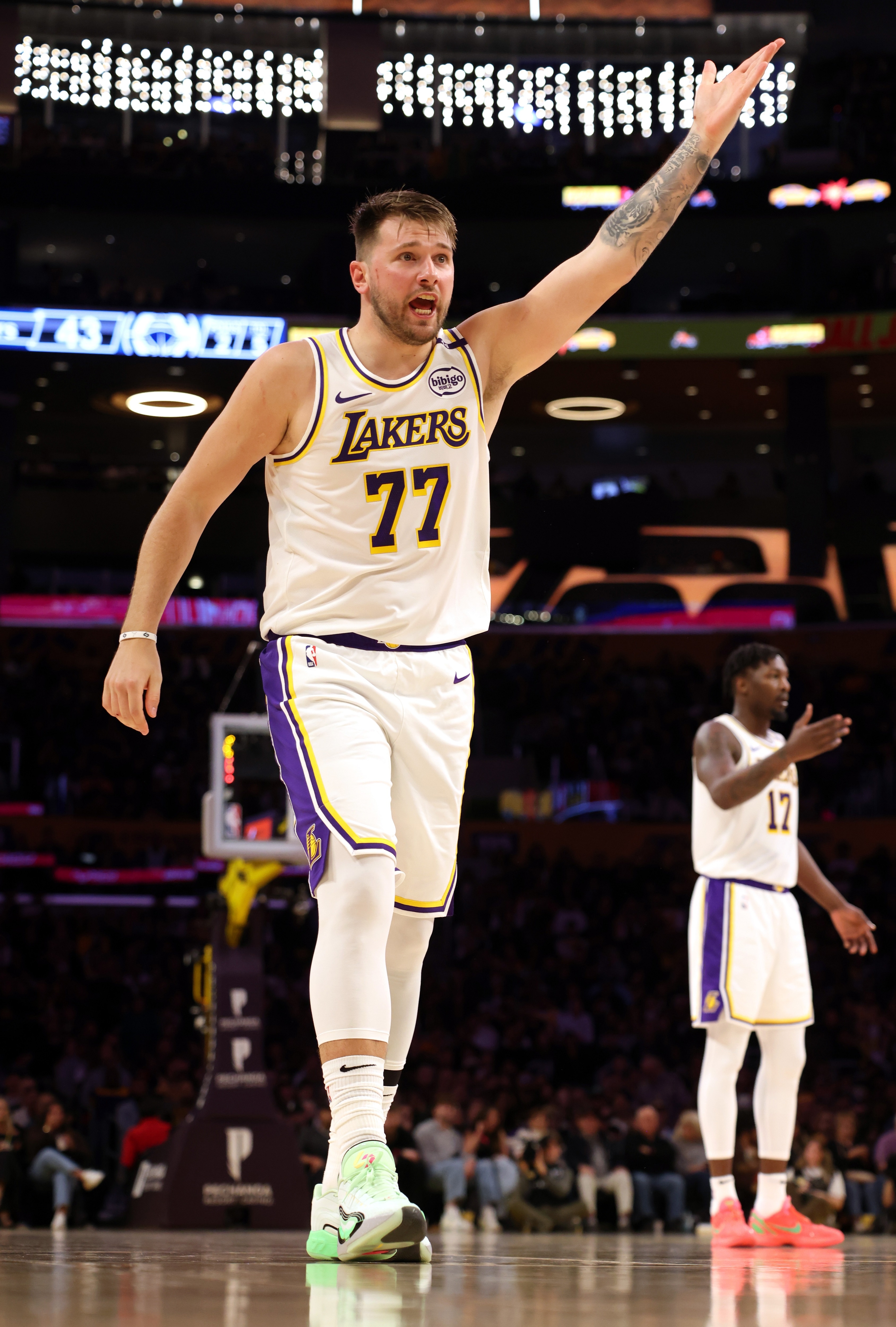 勝利沖鋒！東契奇代表湖人出戰(zhàn)9場 累計正負值高達+80今日+37