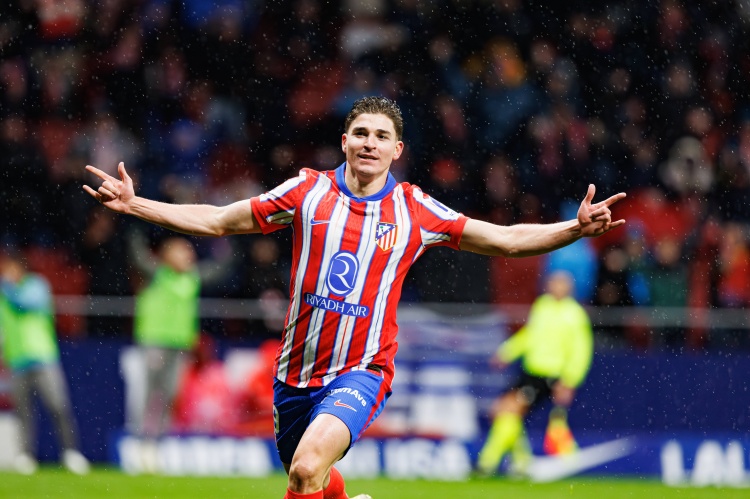 卡薩諾：相比哈蘭德我更喜歡阿爾瓦雷斯，他和勞塔羅？我依然選他