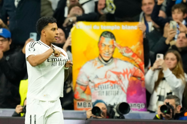 馬卡點(diǎn)評(píng)：羅德里戈消除所有關(guān)于未來(lái)的疑問，他想在皇馬書寫傳奇