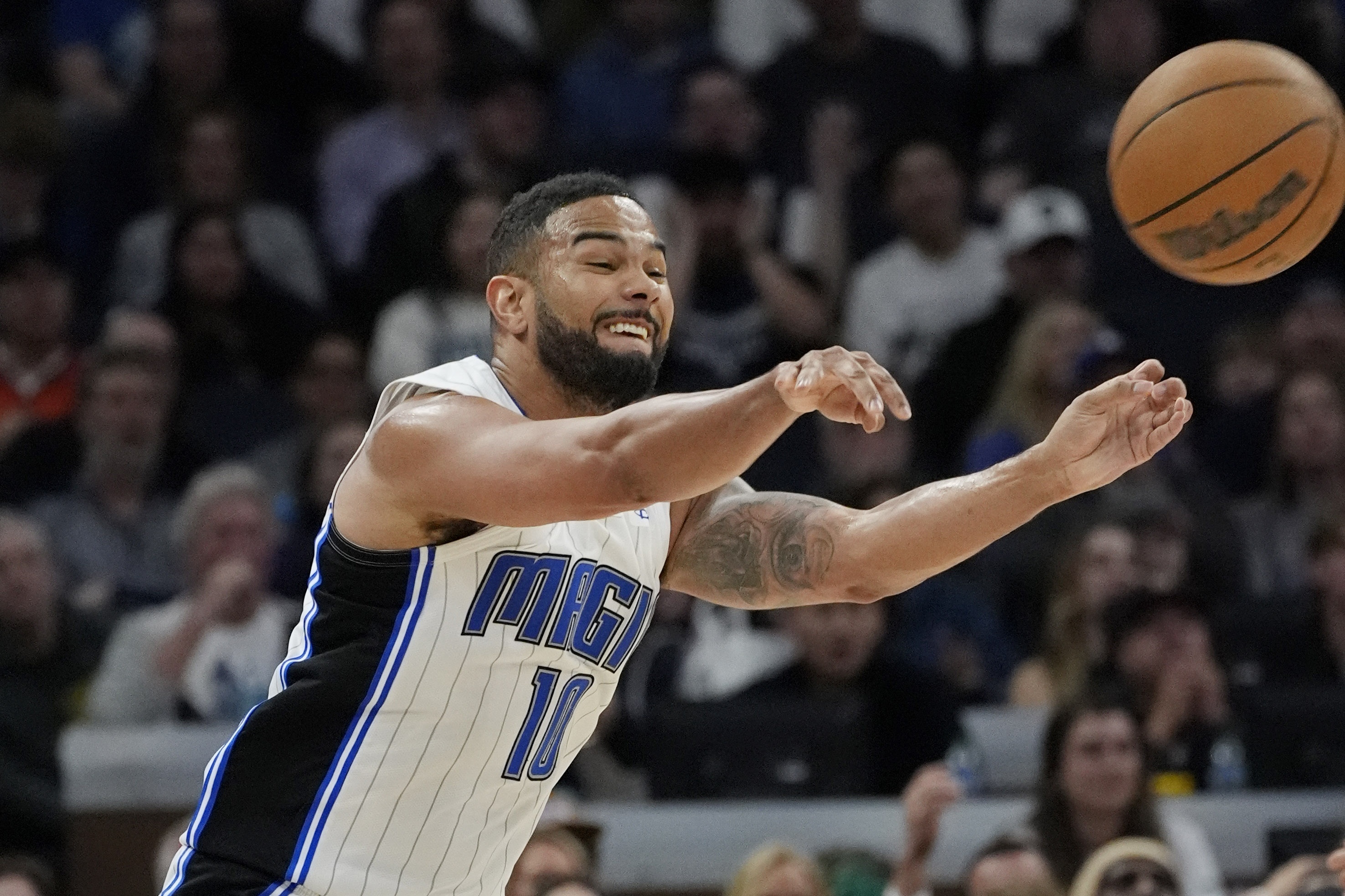 約瑟夫：對手的聯(lián)防讓我們慢了下來 我們在很多方面要做得更好