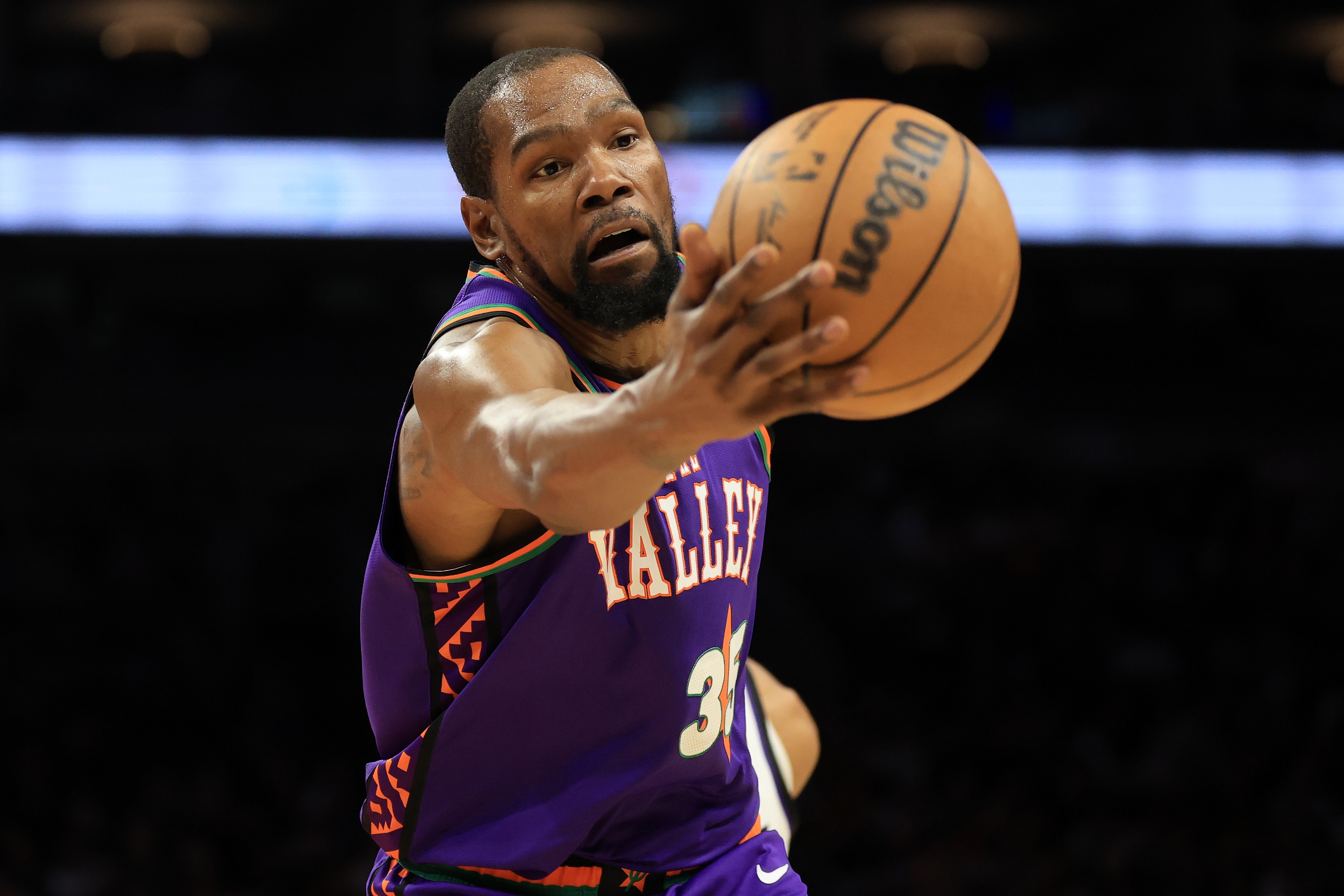 最佳陣要沒了？美記：腳踝受傷 人們擔心杜蘭特的賽季已經(jīng)結束了