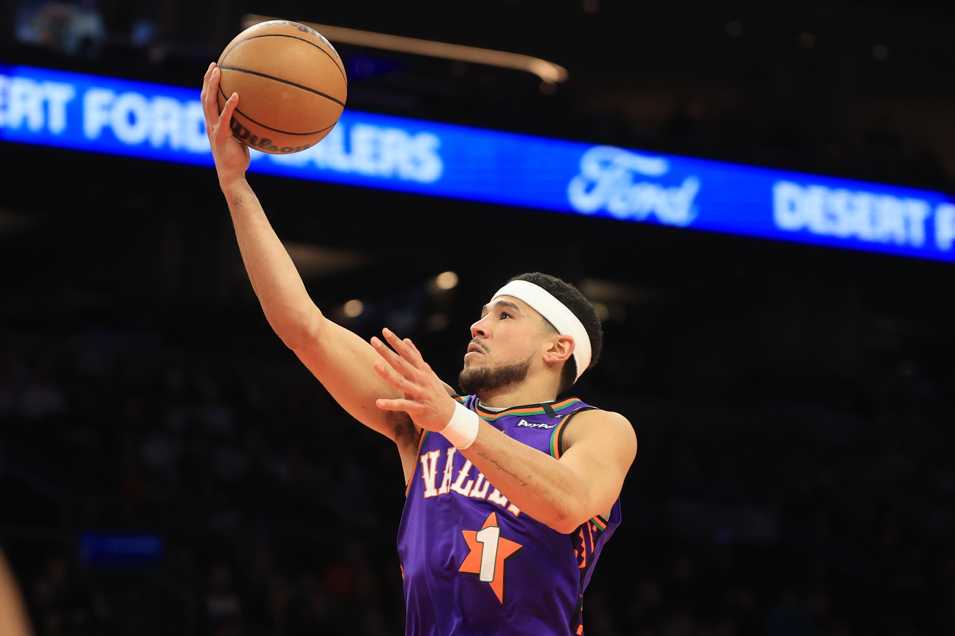 全明星改革失敗！布克：勇于承認(rèn)不足并做出改變 這至關(guān)重要