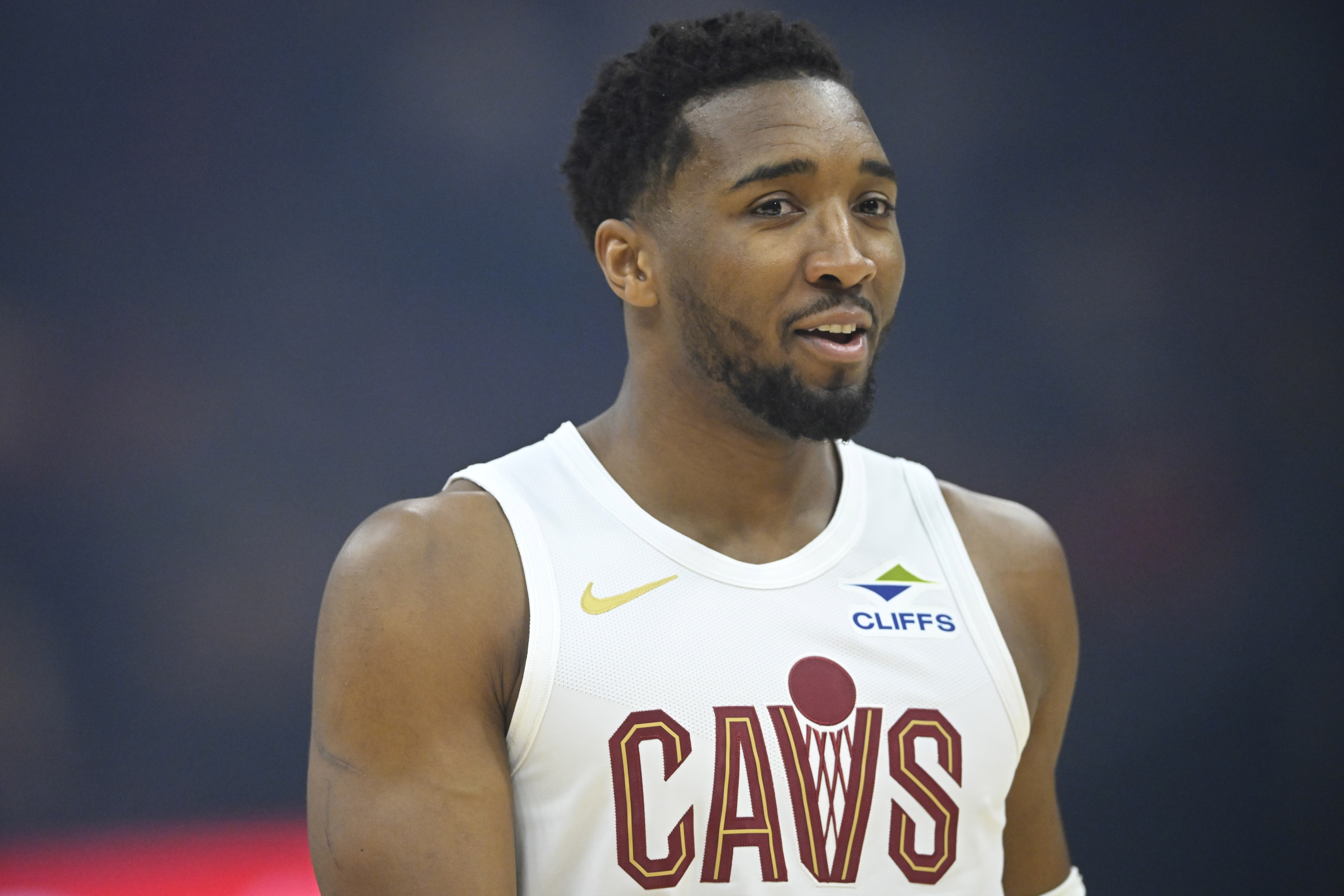 阿特金森：米切爾扭轉(zhuǎn)了比賽走勢 他對比賽的理解能力是頂尖的