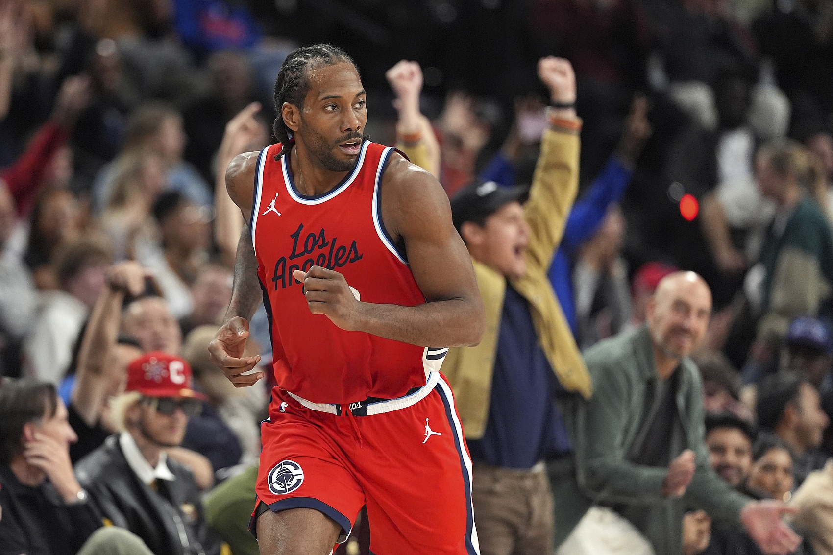 完全體回歸？小卡近7場(chǎng)場(chǎng)均26.4分8.1板2斷 真實(shí)命中率67.3%