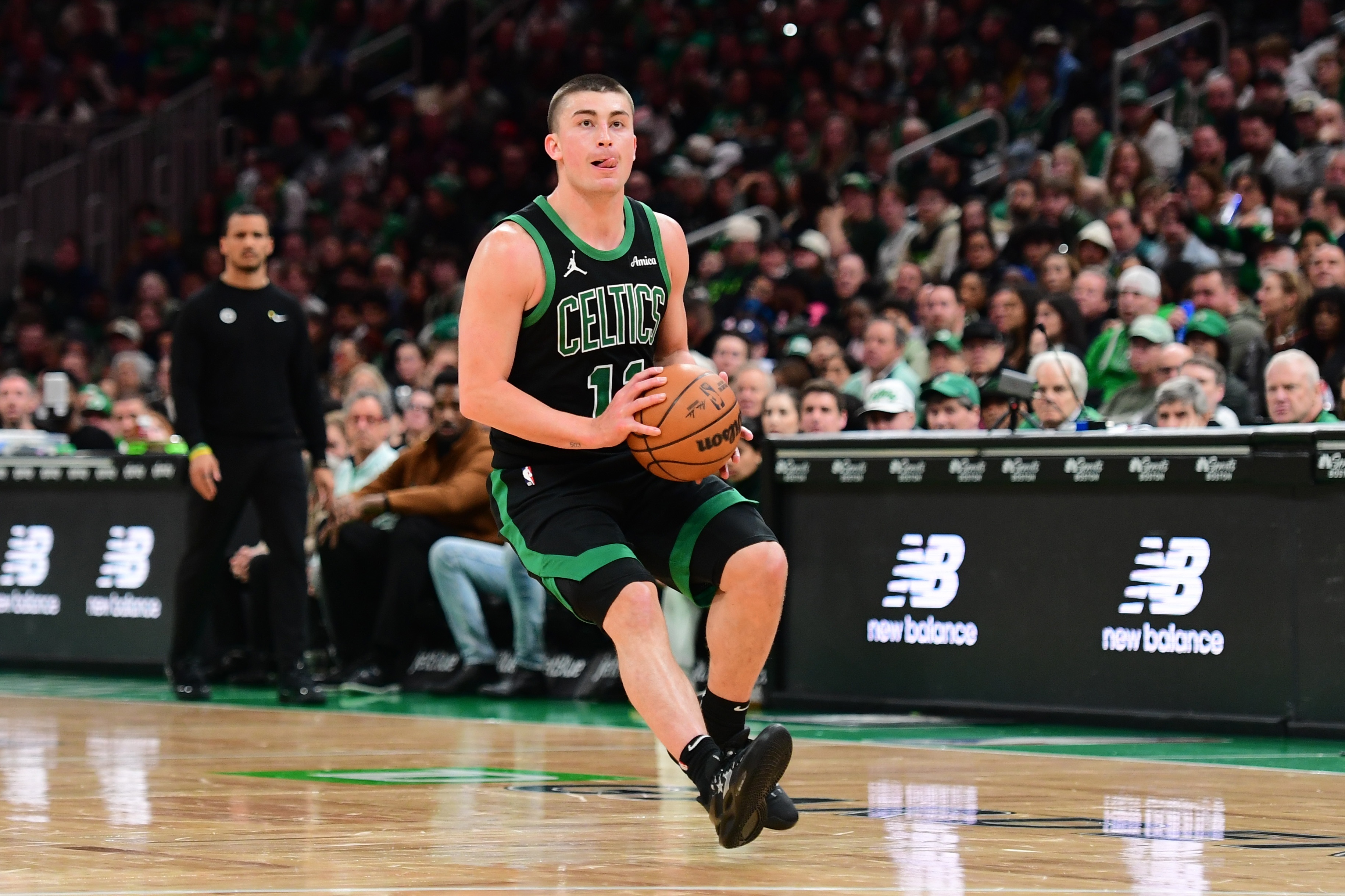 衛(wèi)冕冠軍真恐怖！普理查德替補得分破千+替補233記三分 皆為第一