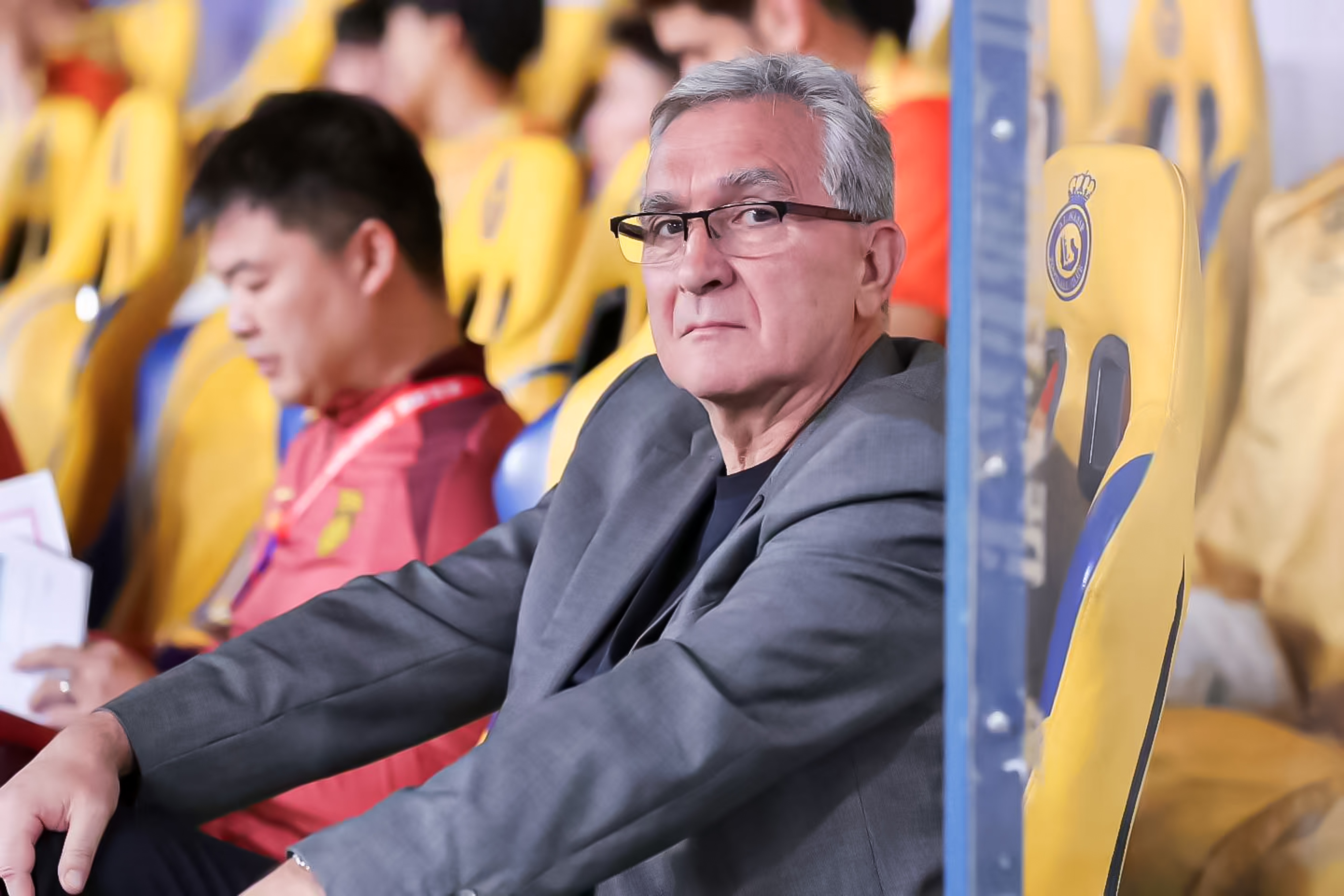 媒體人：長(zhǎng)期集訓(xùn)伊萬練了什么？進(jìn)攻戰(zhàn)術(shù)只有高準(zhǔn)翼大腳找張玉寧