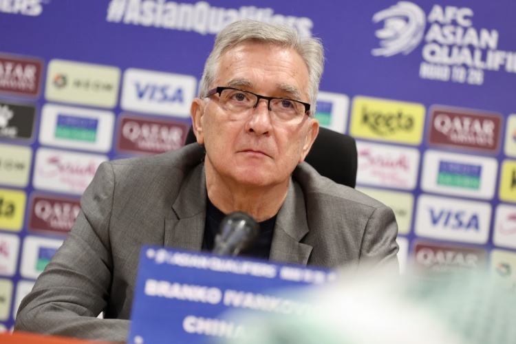 孫繼海談國足：中場菱形站位值得商榷，不太適合國腳發(fā)揮出水平