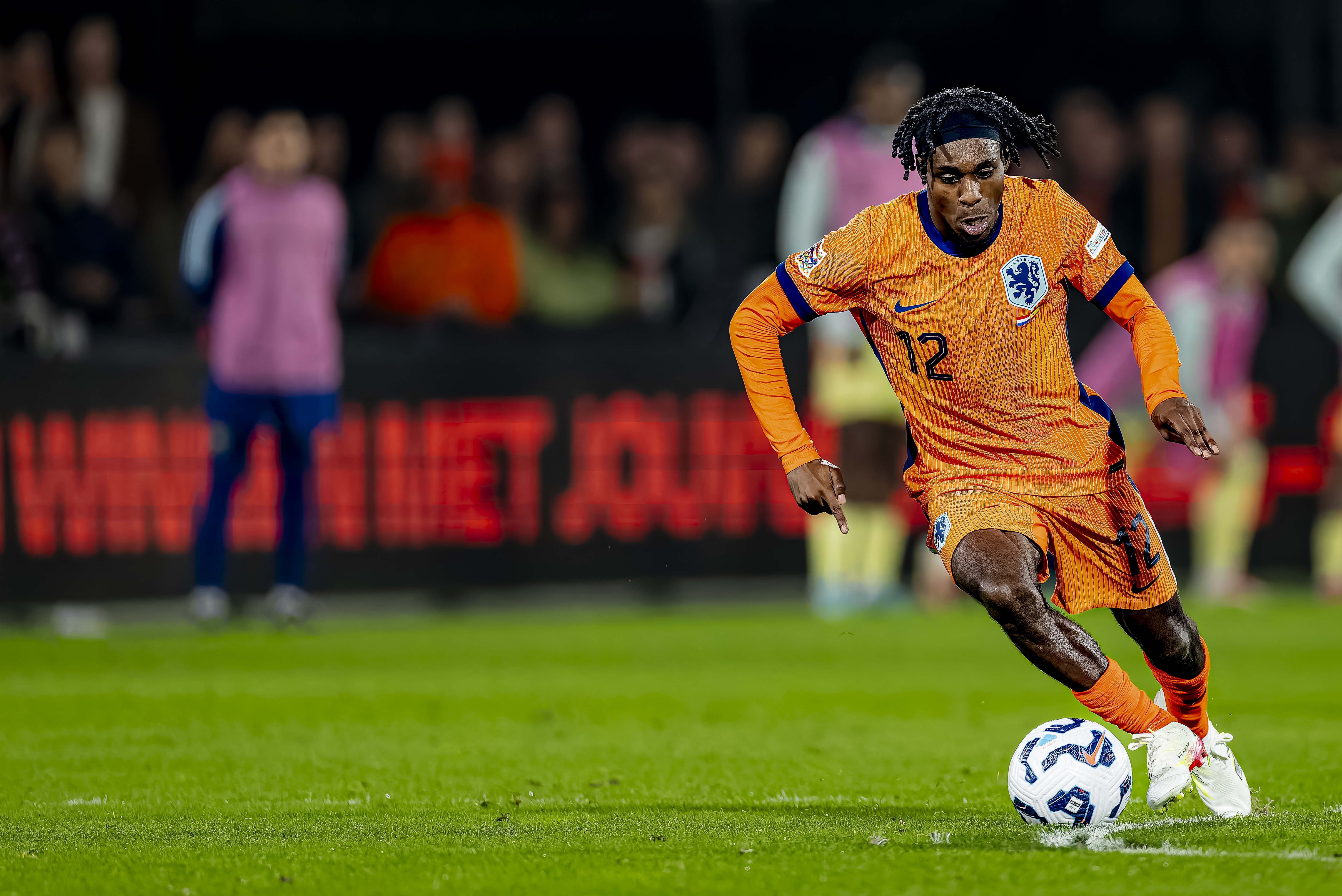 瑞天空：利物浦有意今夏引進(jìn)弗林蓬，勒沃庫森標(biāo)價(jià)5000萬歐