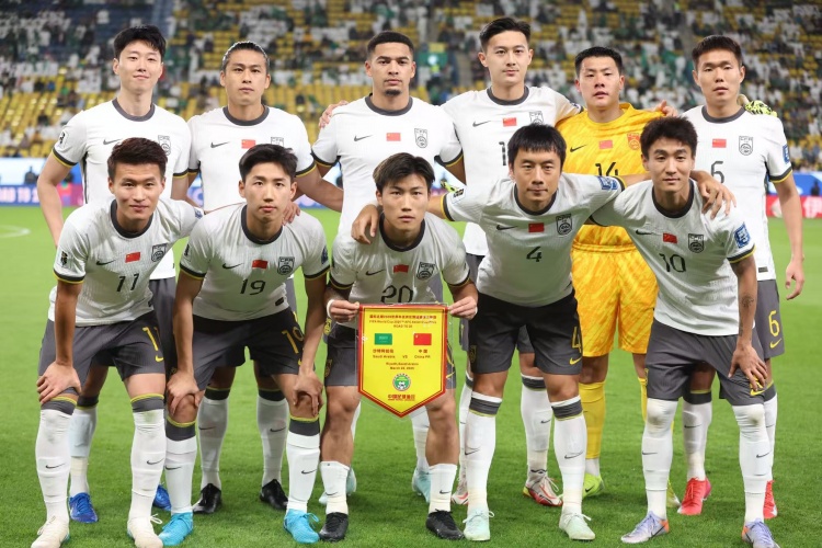 趙鵬：不能出了問題逮住一個(gè)人去噴，對中國足球要多一些包容心