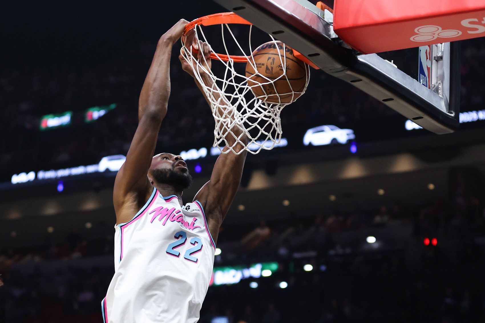 維金斯本場42分創(chuàng)個(gè)人生涯第二高 生涯前十全部40+&森林狼占8次