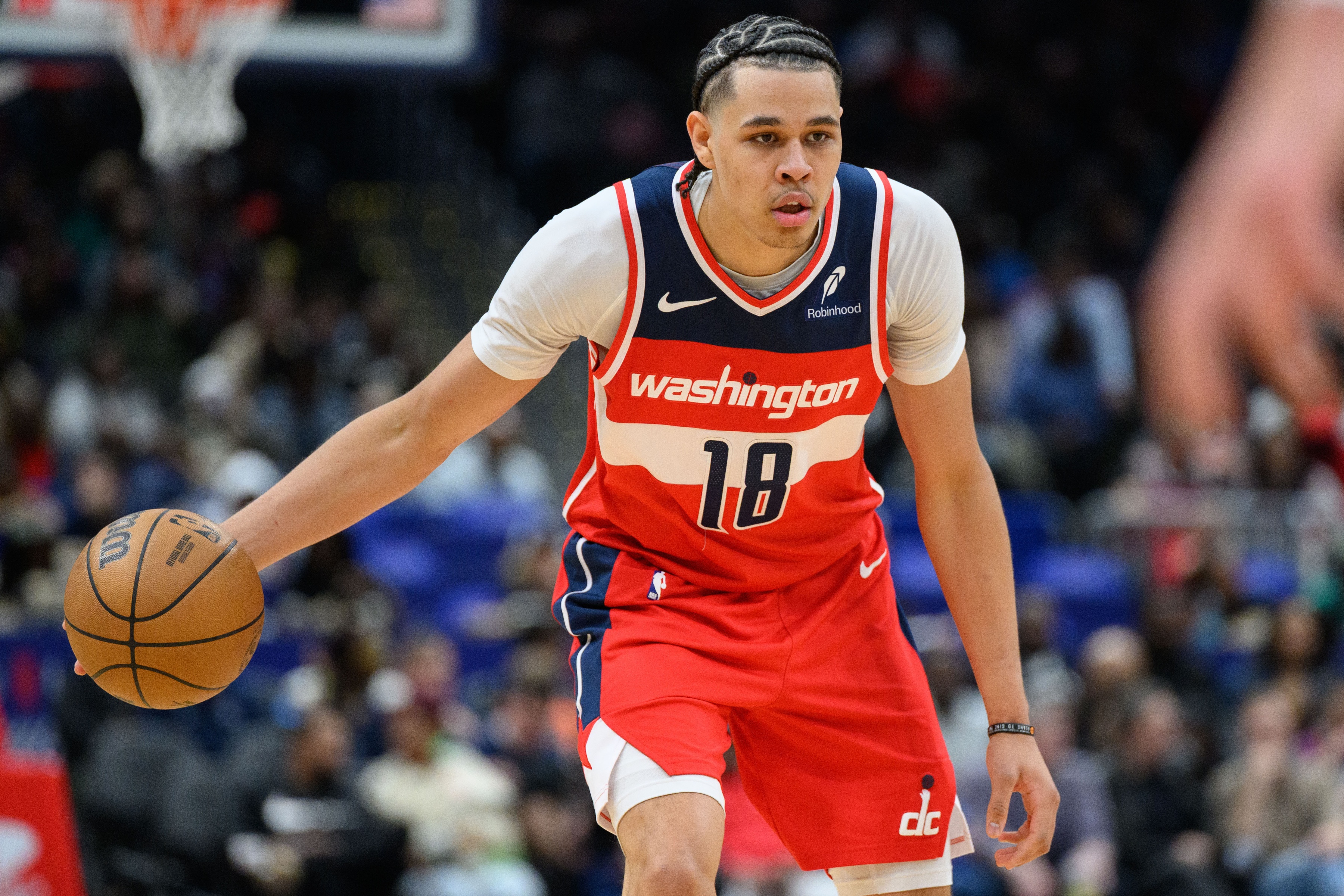 生涯首個(gè)兩雙！凱肖恩-喬治13中5拿到15分10板4助3斷