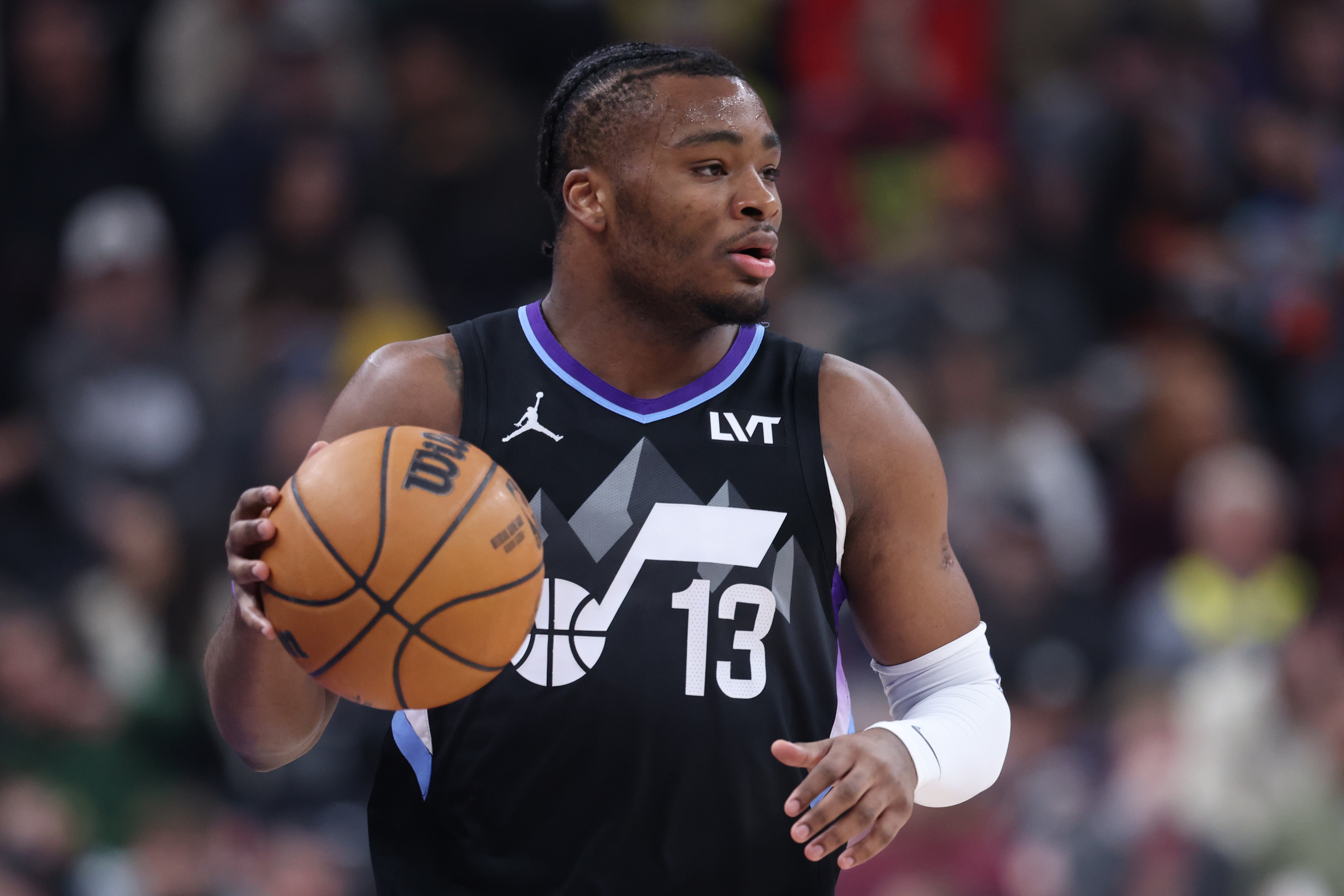 爵士主帥：科利爾展現(xiàn)出了極強的學習能力 他整個賽季都在進步