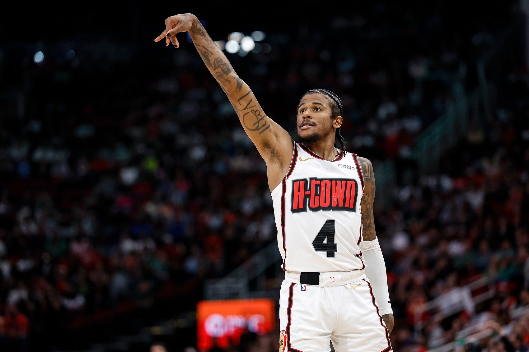 穩(wěn)住西部第二！火箭大勝太陽(yáng)39分取得三連勝 領(lǐng)先身后的掘金2勝場(chǎng)