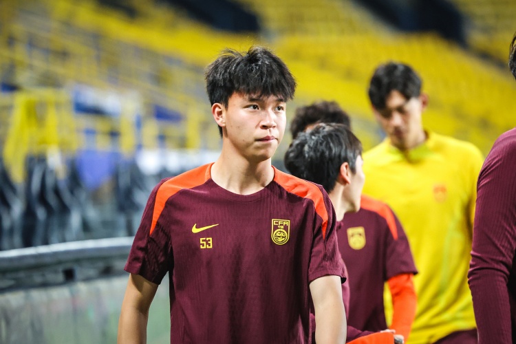 直播吧：王鈺棟將進中澳戰(zhàn)23人名單！劉誠宇、李源一大概率無緣