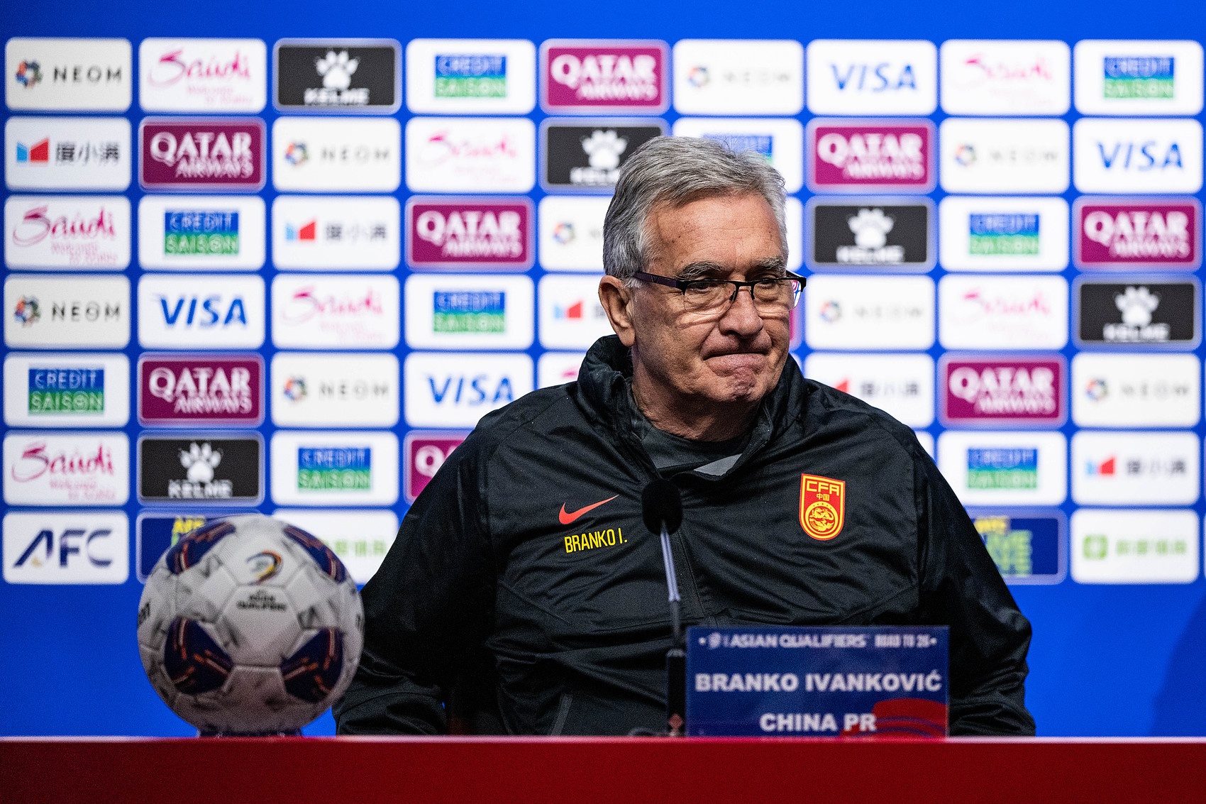 足球報：伊萬大概率不會放棄菱形站位，塞鳥毫無疑問進入首發(fā)