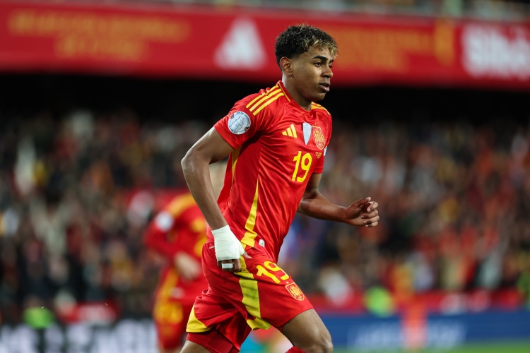 巴薩球員國際比賽日出場時間：孔德210分鐘、亞馬爾186分鐘